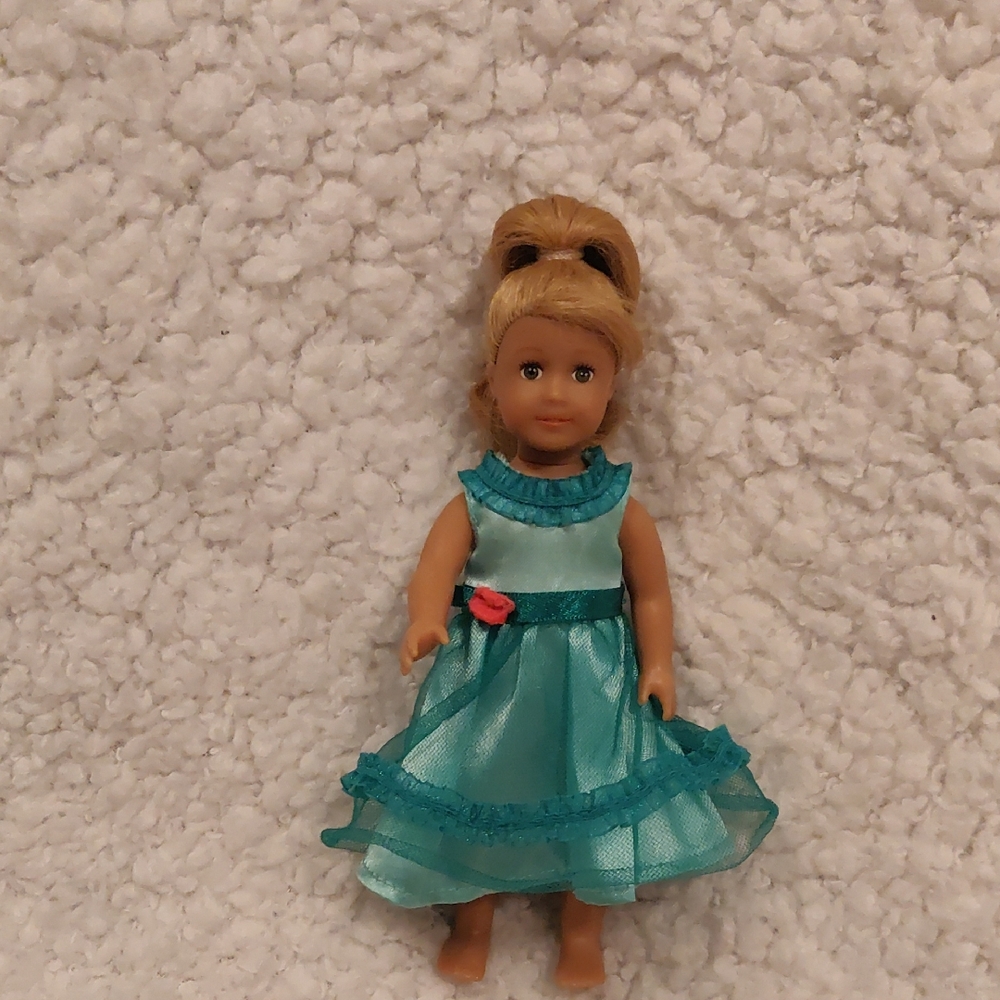 American Girl MARYELLEN LARKIN 2016 SPECIAL EDITION MINI DOLL Birthday Dress